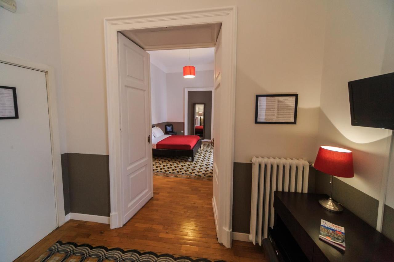 スパッカナポリ コンフォート スイーツ Bed & Breakfast エクステリア 写真
